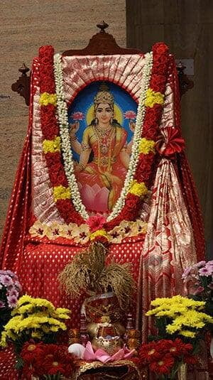 Sri Sri Lakshmi Puja 2024 (Photos)