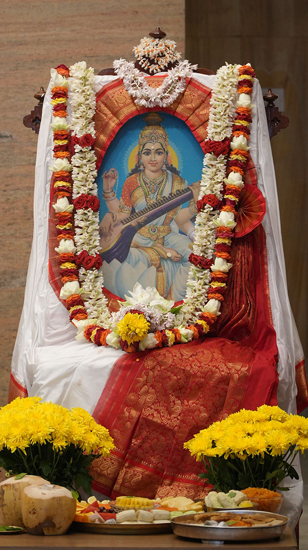 Sri Sri Durga Puja 2025 - Maha Navami (Photos)