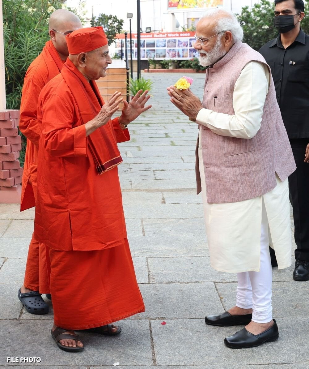 Prime Minister Narendra Modi extends his wishes to Swami Gautamanandaji Maharaj